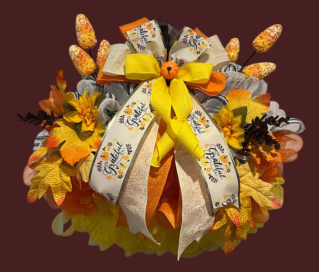 Thanksgiving | Thanksgiving Wreath | Mesh Autumn Leaves | Pumpkins | 'Give Thanks' Ribbon