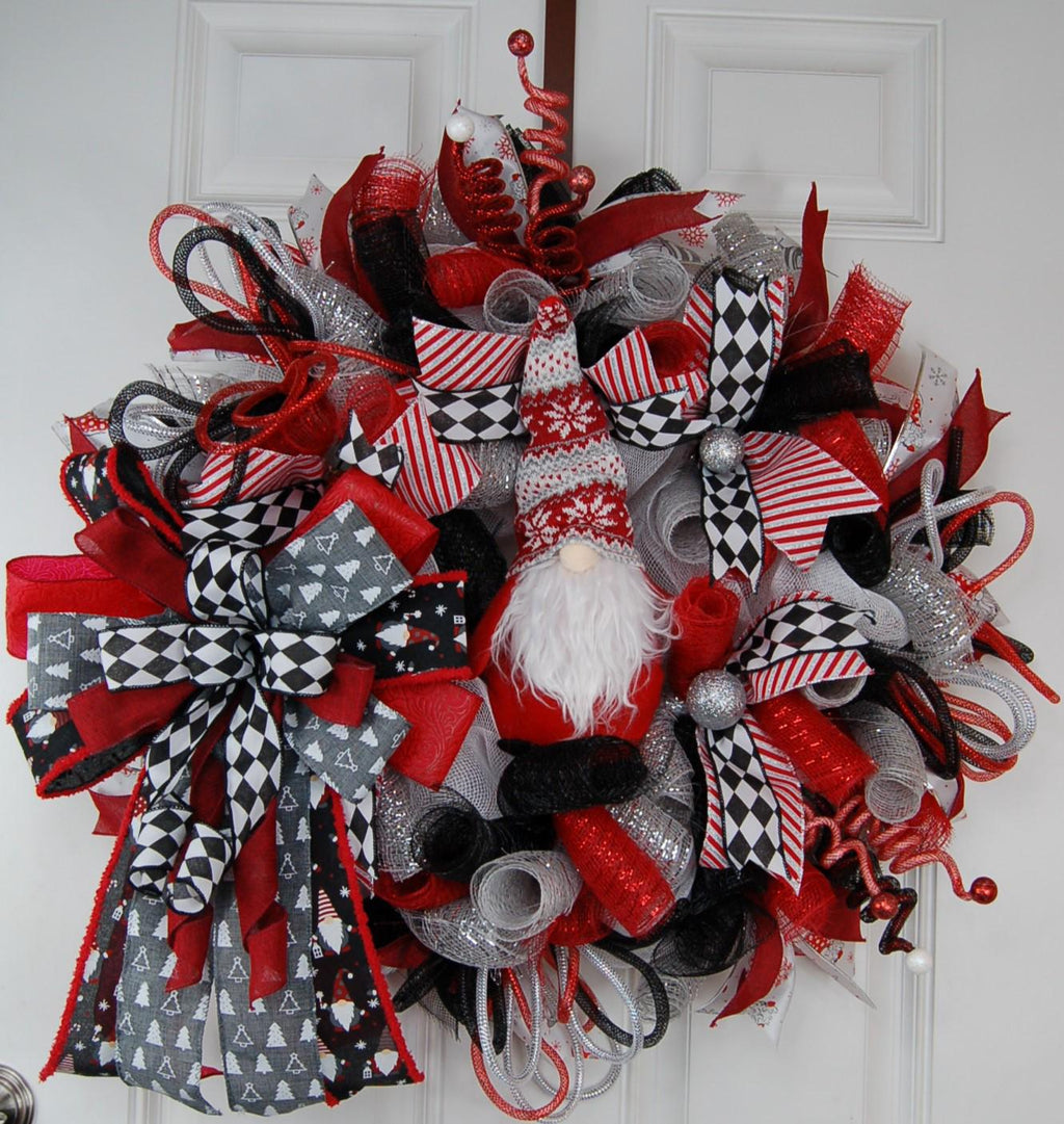 Christmas Gnome Wreath | Red Black Checkered Bows