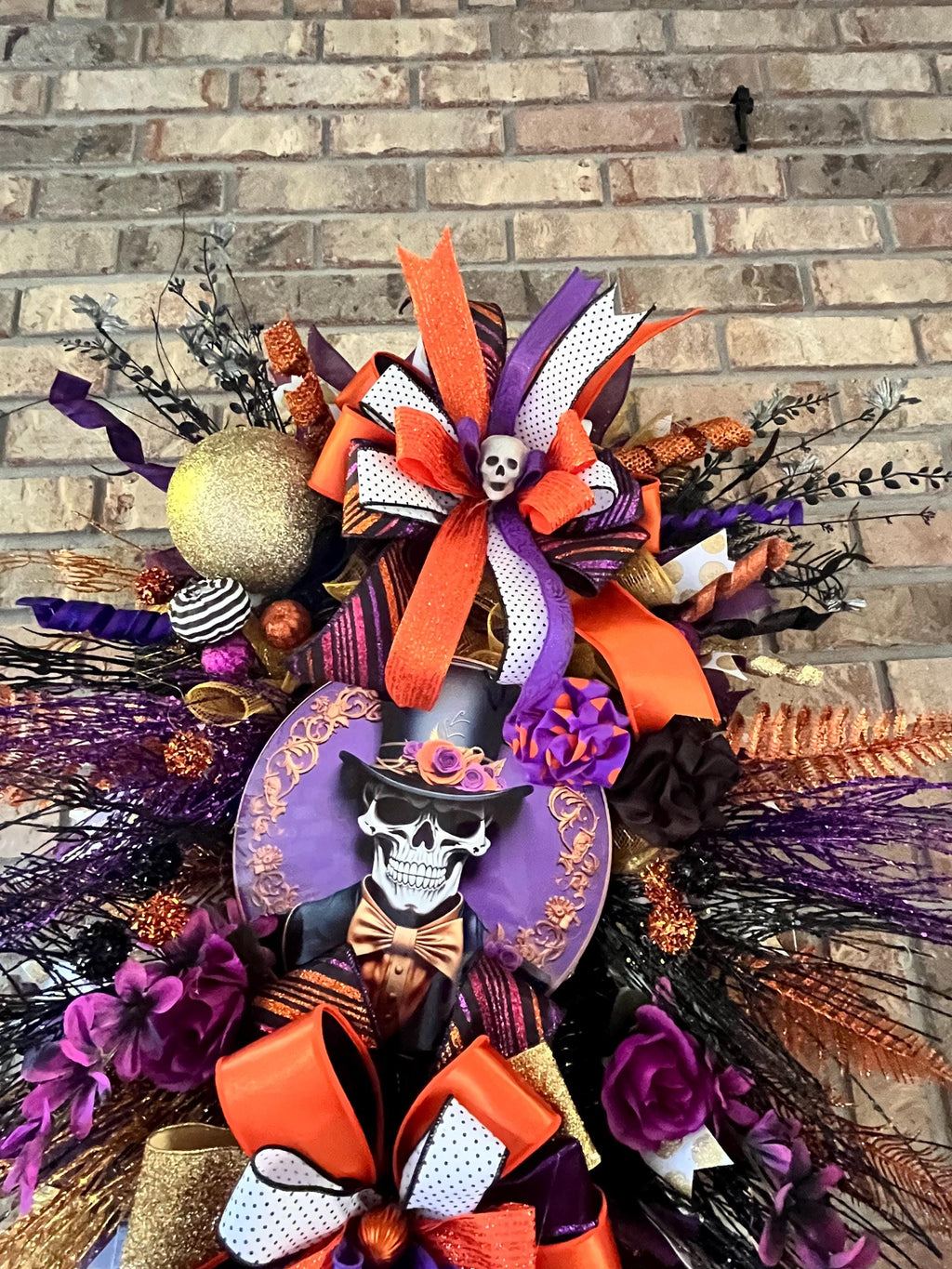 Halloween Wreath | Mr. Skelly’s Haunted Masquerade | Day of the Dead Halloween Wreath