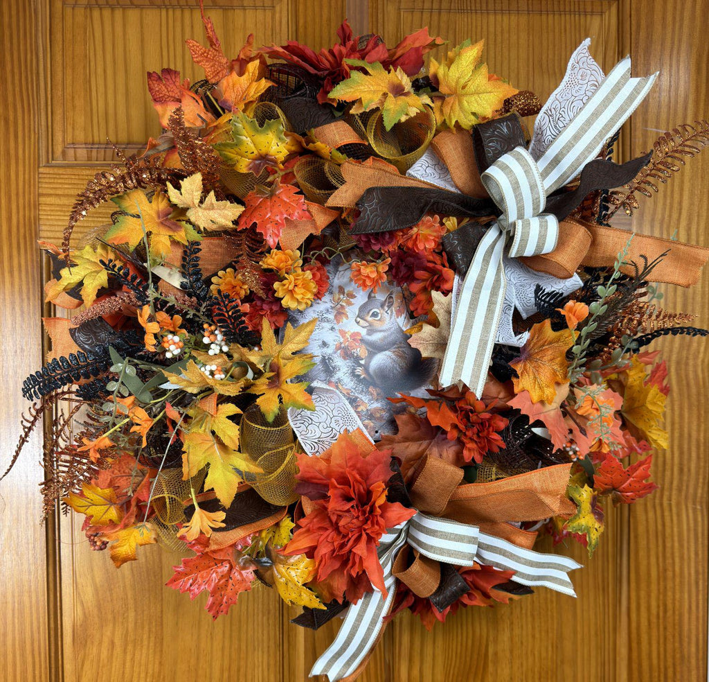 Squirrel Wreath, Autumn Front Door Decor, Woodland Wreath, Orange Yellow Maple Leaves, Rustic Farmhouse Thanksgiving Decoration